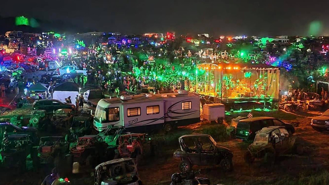 Drogas, alcohol, una garganta cortada y un hombre atravesado por la rama de un árbol: Culminó el festival “Redneck Rave” en EEUU