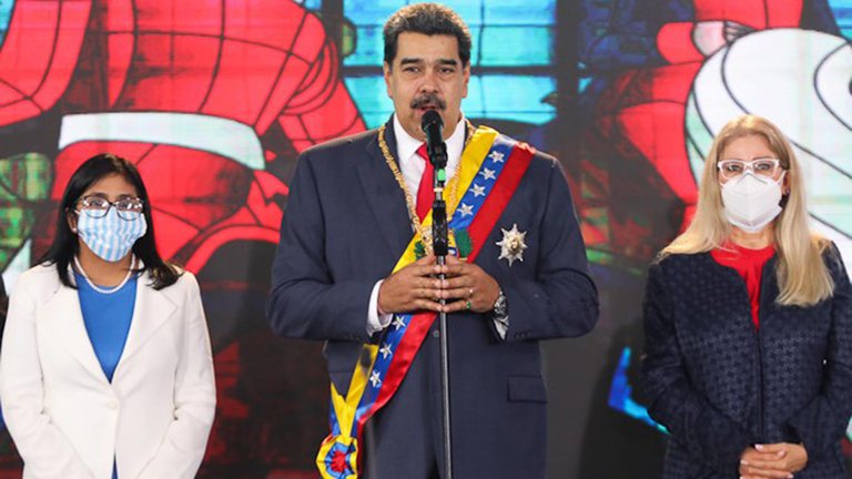 Ni el Día del Ejército ni el desfile en Carabobo fueron relevantes para la agenda de Maduro: “Tiene temor a un atentado”