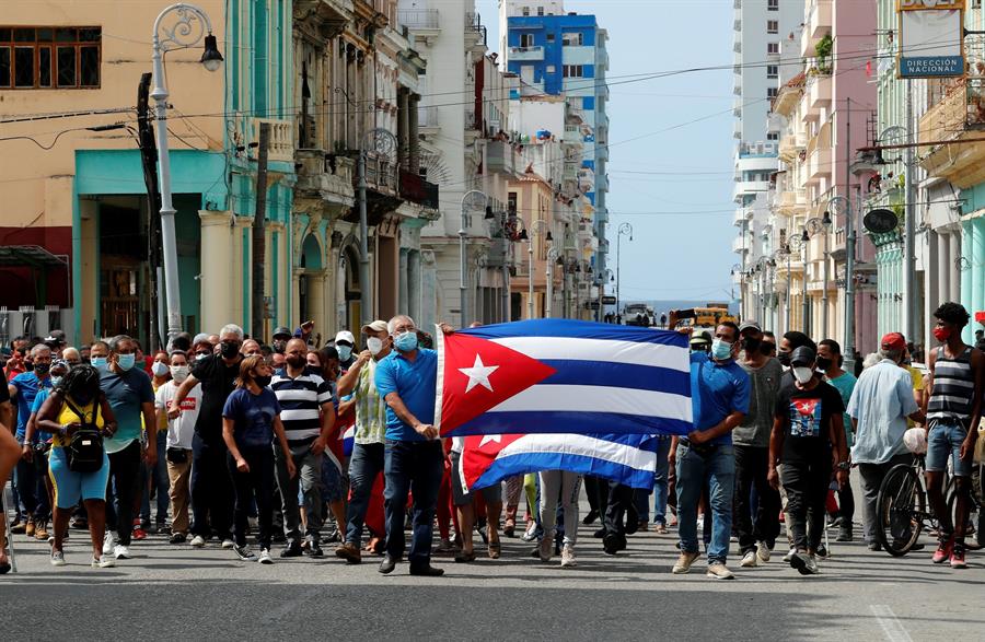Chile pide a Cuba no “callar” a los manifestantes que piden “libertad”