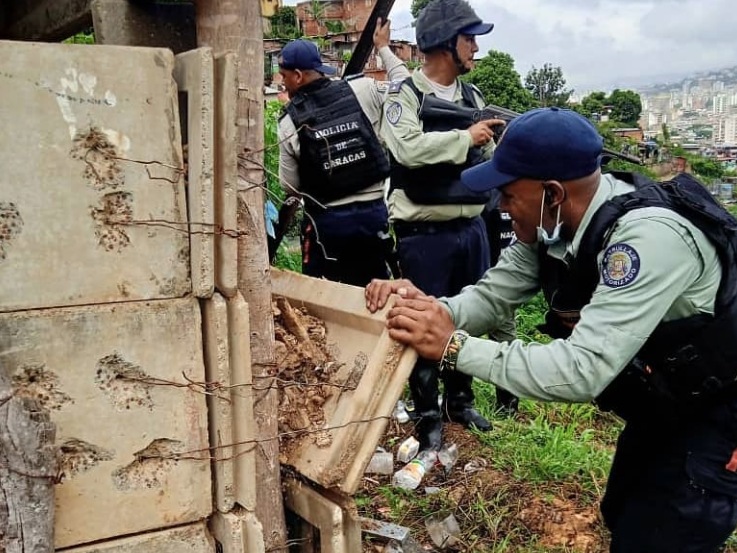 Bandas de la Cota 905 tenían una garita principal dentro del Cementerio General del Sur (FOTOS)