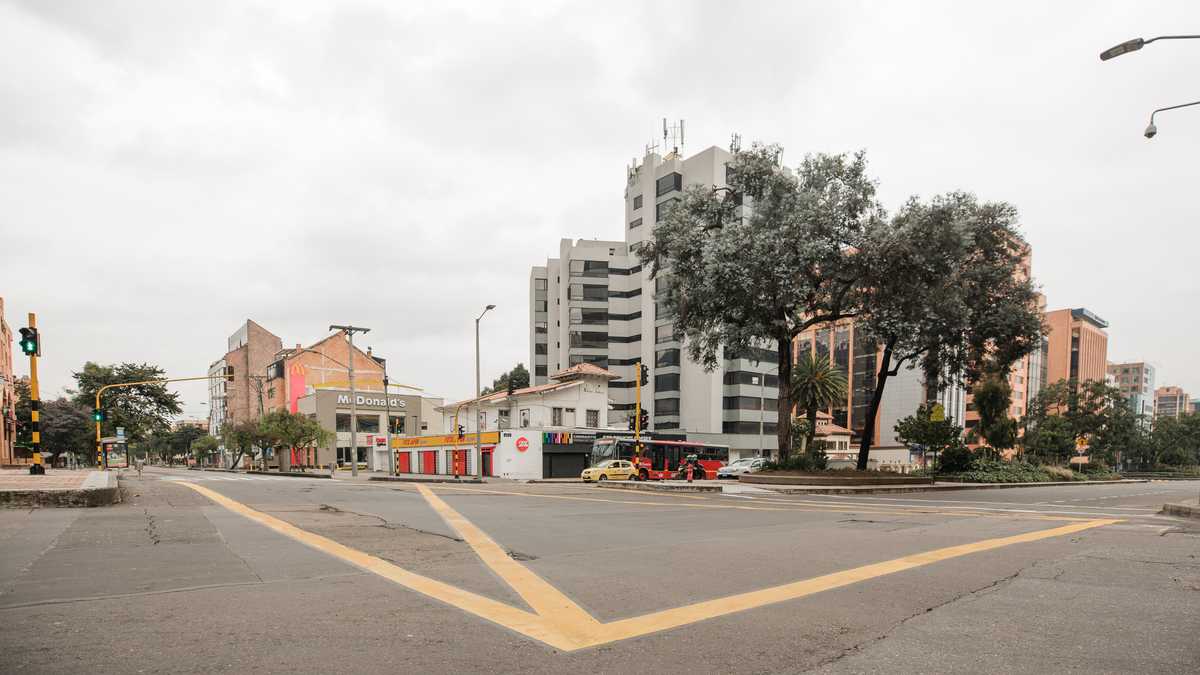 Le dispararon para robarle un celular: El vil asesinato de un conocido odontólogo que enluta a Bogotá