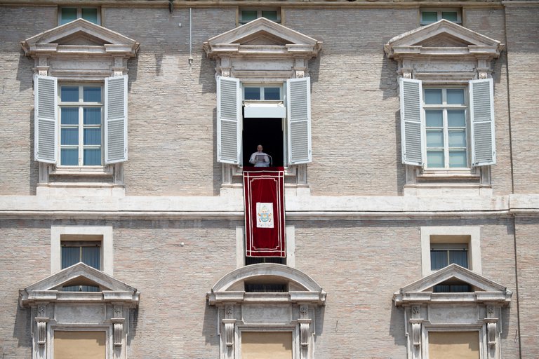 Para el Vaticano las imágenes del telescopio James Webb revelan “el poder extraordinario” de Dios