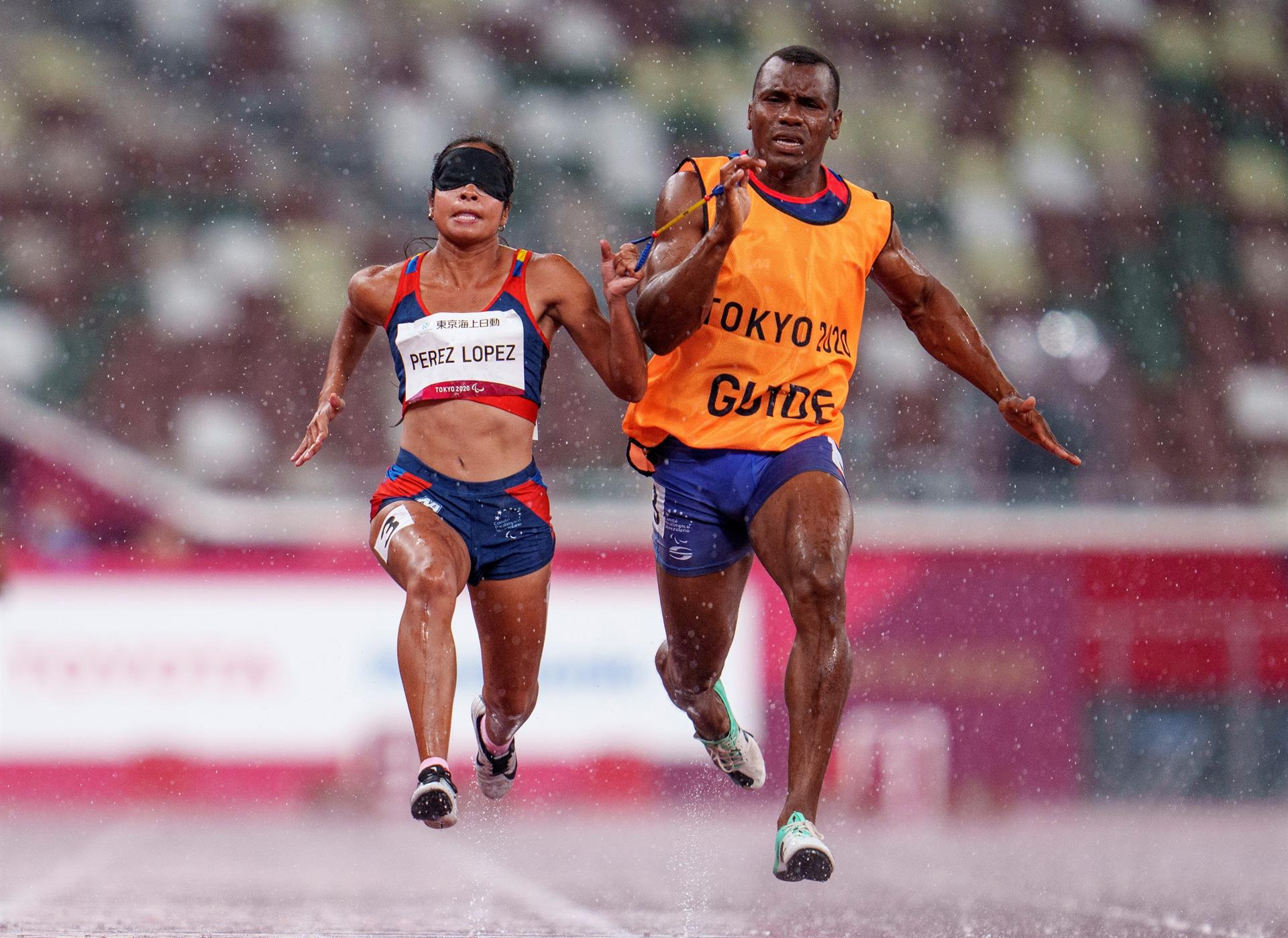 Por celos, mujer agredió físicamente a la medallista de oro paralímpica Linda Pérez (Fotos + Detalles)