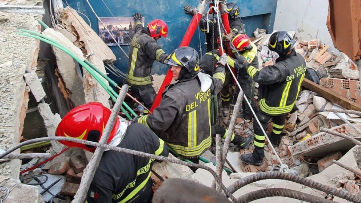 Un niño de cuatro años falleció y tres resultaron heridos tras un derrumbe en Italia