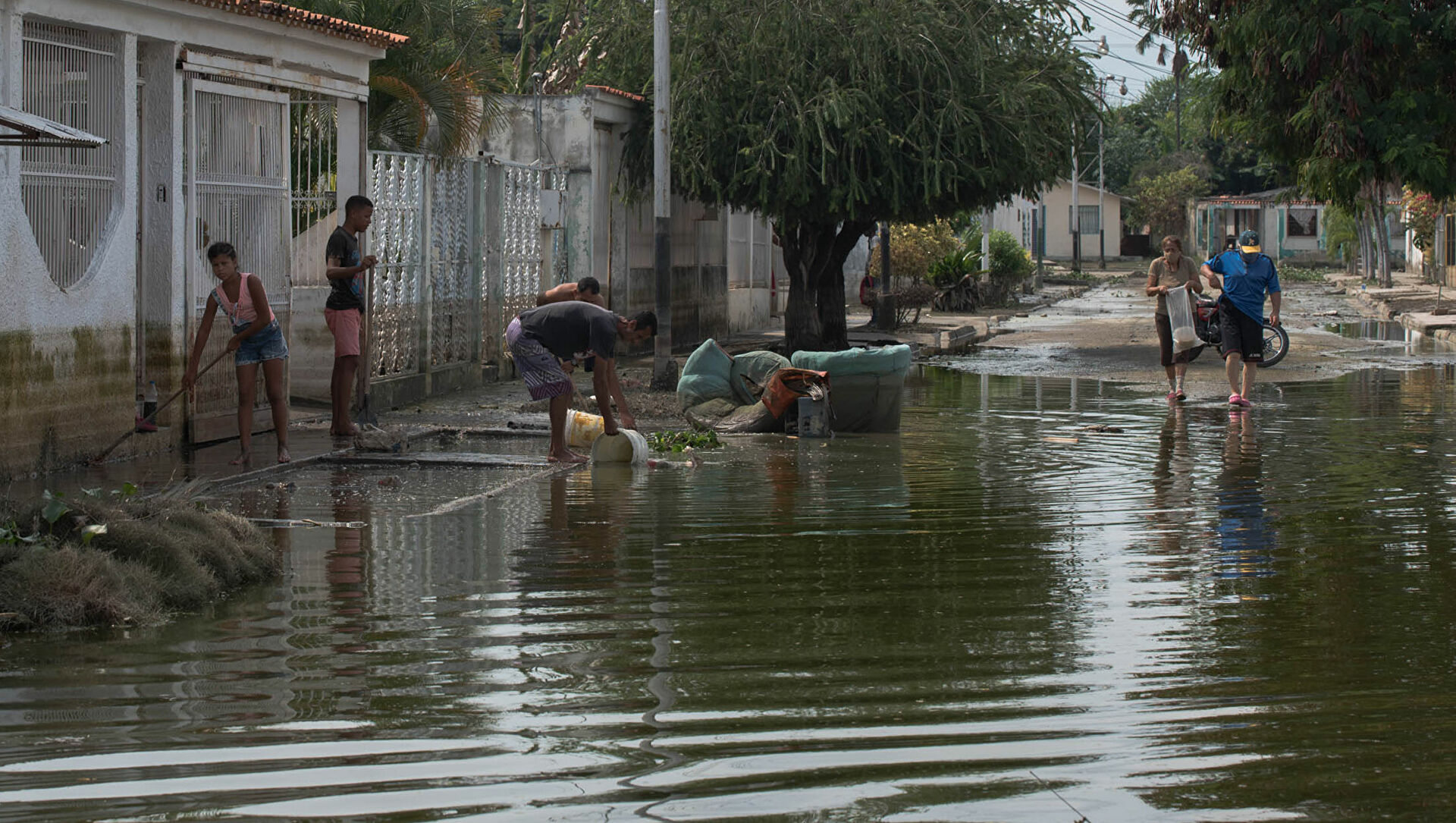 Falta de mantenimiento en desagües de Maracay pone en riesgo la vida de los ciudadanos
