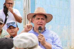Luis Florido invita a los venezolanos a votar por la tarjeta de la Unidad, la de la manito (VIDEO)