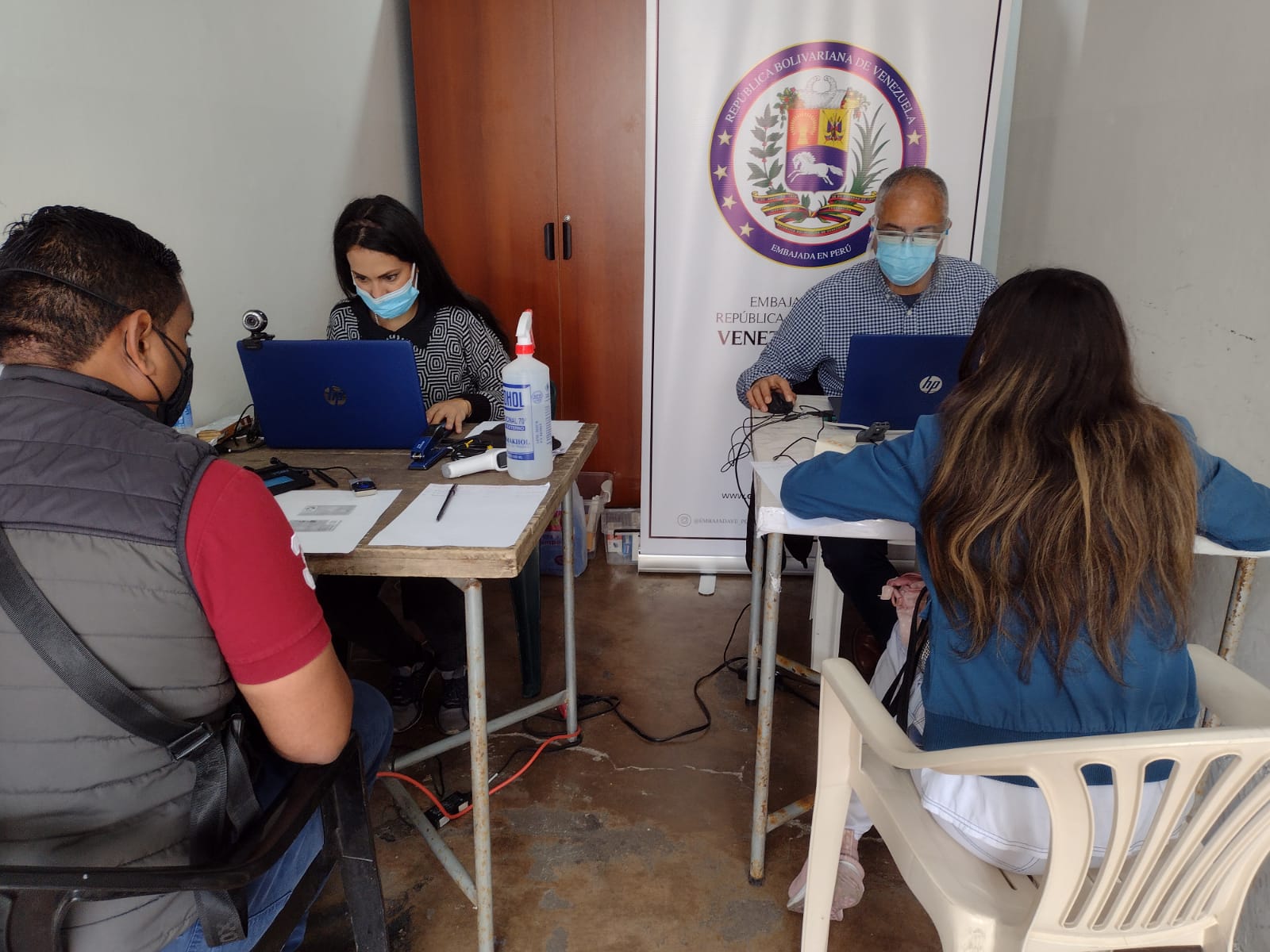 Más de 680 personas beneficiadas con trámites y asesorías migratorias por la embajada venezolana en Perú