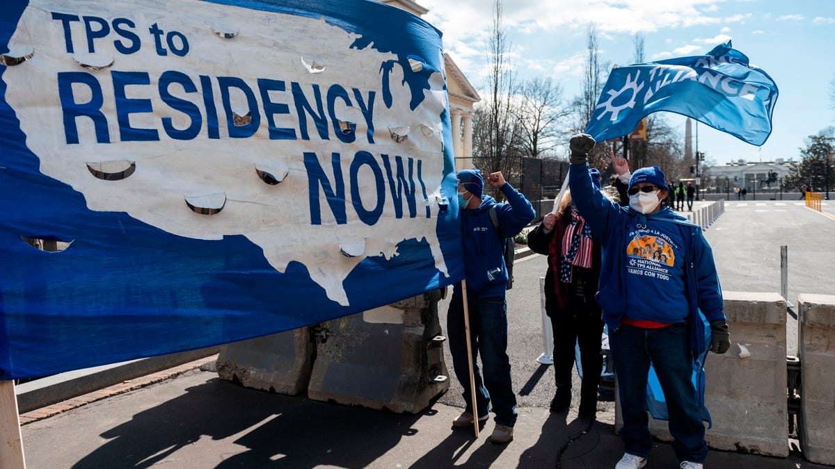 Estados Unidos extendió por 15 meses el TPS a seis países (VIDEO)