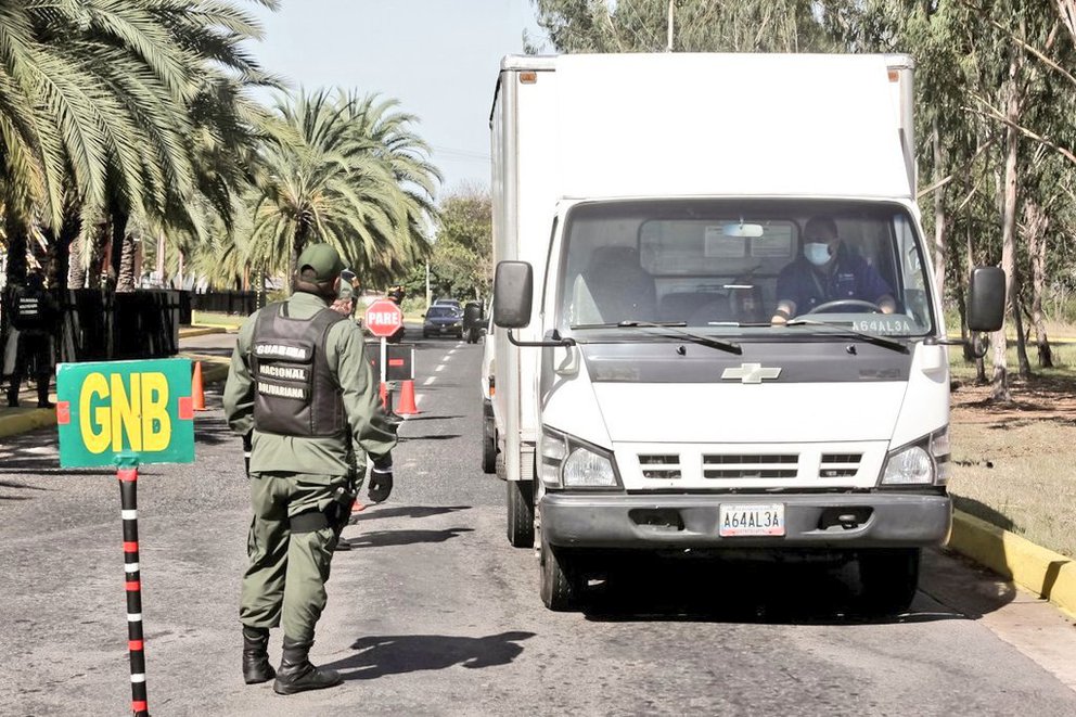 Proponen implementar salvoconducto para evitar el “matraqueo” policial en carreteras venezolanas