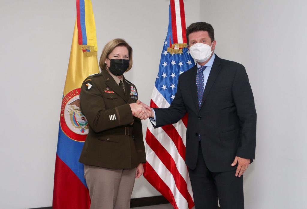 Jefa del Comando Sur de EEUU sostuvo encuentro con Ministro de Defensa colombiano