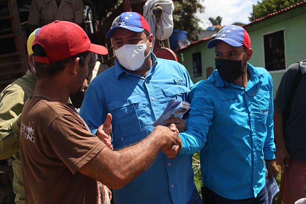 Tras dos días de las regionales, candidatos de oposición electos en Táchira aún no reciben acreditaciones