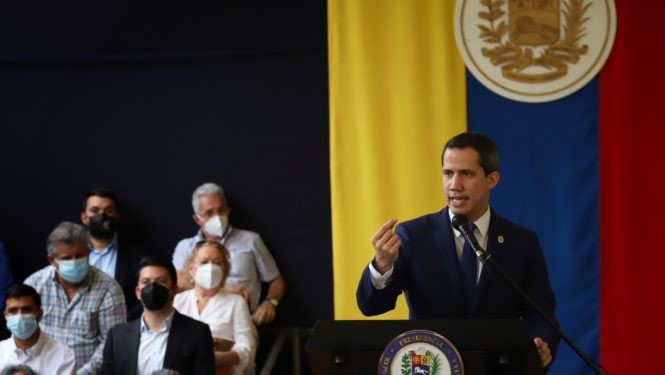 Guaidó a la dictadura: Quieren ocultar lo obvio, están señalados por delitos de lesa humanidad