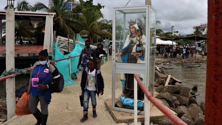 Migrants brave perilous Darien Gap in desperate trek to US