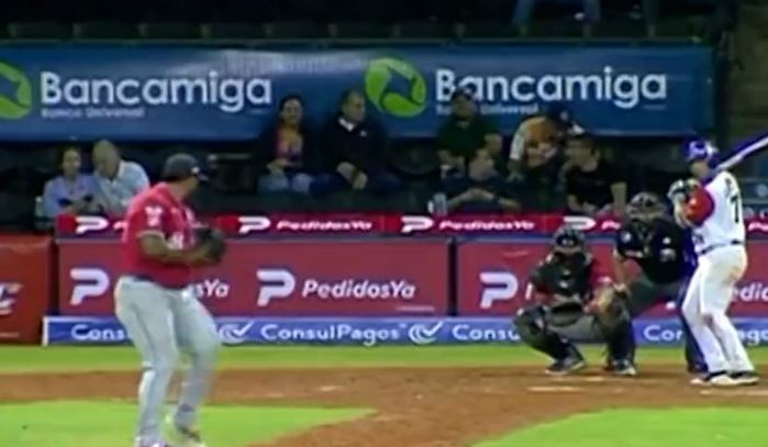 Tiburones se vengaron de Cardenales al dejarlos en el terreno en Caracas