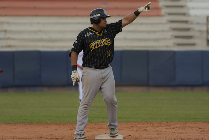 Leones barrieron a los Cardenales en Barquisimeto