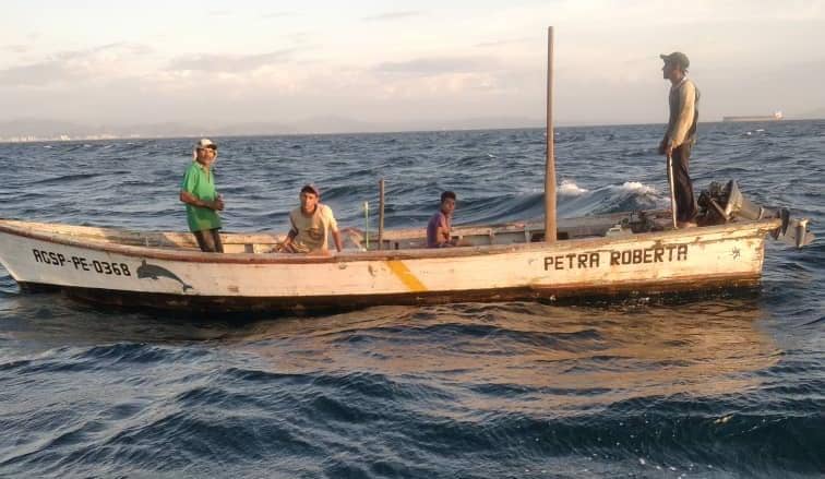 Apareció bote pesquero que zarpó de Lechería