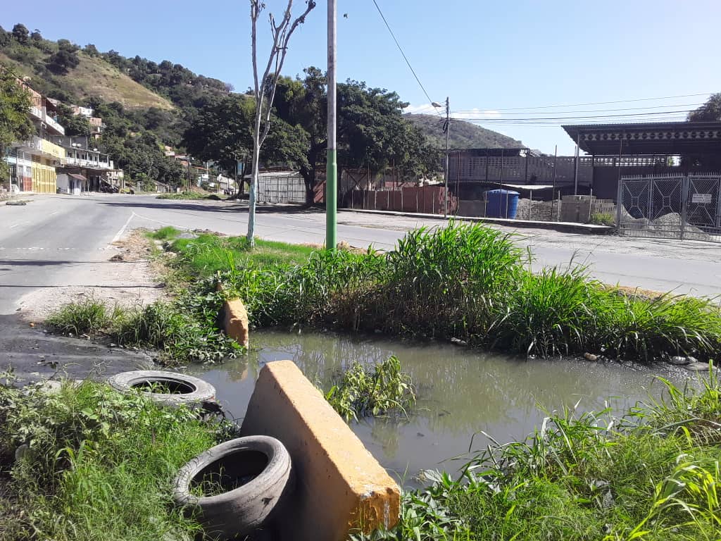 San Mateo pueblo histórico de Aragua y Venezuela vive en ruinas y aguas putrefactas (FOTOS)