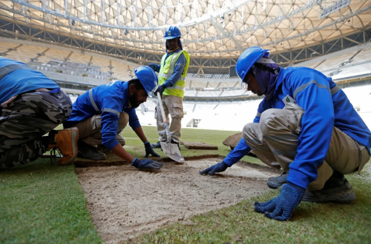 Trabajadores del Mundial de Catar 2022 denunciaron que aún sufren abusos salariales