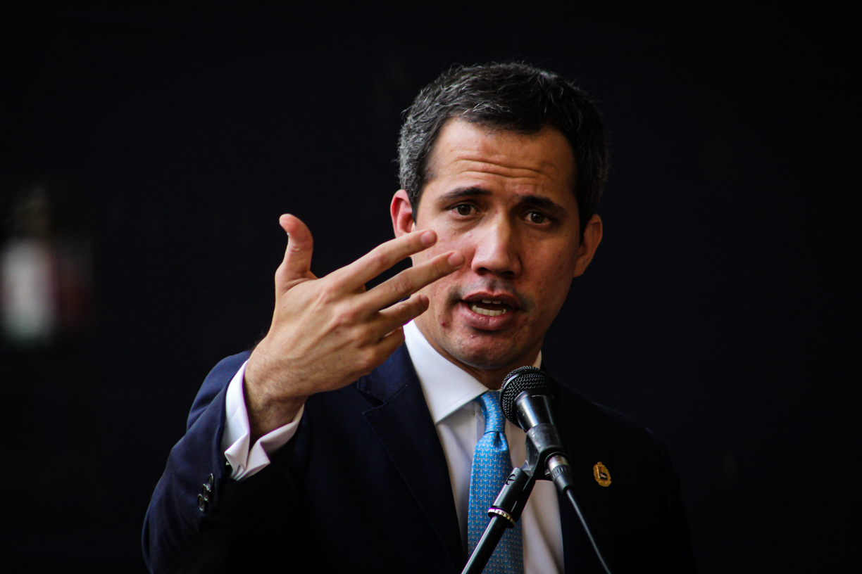 Juan Guaidó se reúne con líderes regionales, municipales, disidentes del chavismo, gremios y sindicatos