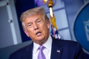 Trump pide la publicación “inmediata” de la orden de allanamiento a su casa