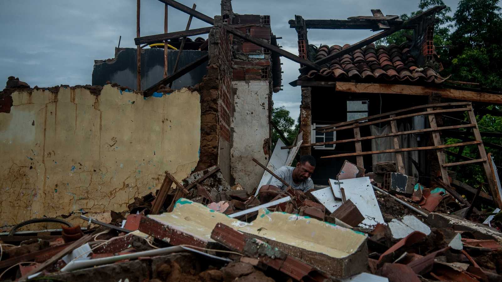 Asciende a 44 personas la cifra de fallecidos por las fuertes lluvias en Brasil