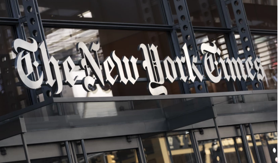 Hombre con hacha y espada invadió sede del diario The New York Times