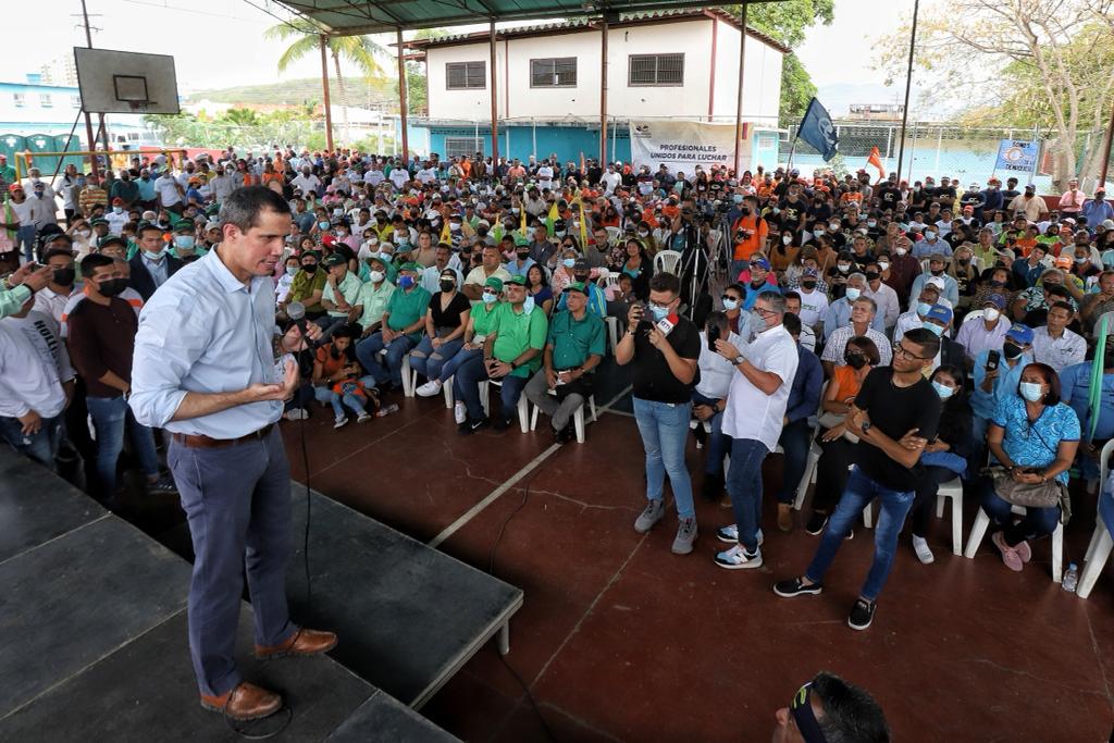 Guaidó: Estamos en la calle y seguiremos hasta lograr la libertad de Venezuela