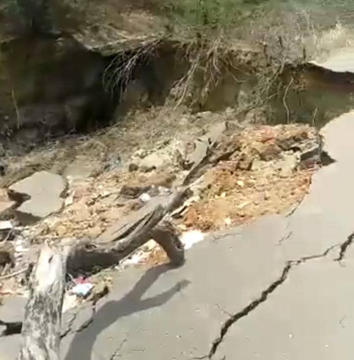 Las vías de Guárico ya no tienen huecos… sino voladeros (VIDEO)