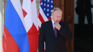 El peculiar motivo por el que Vladímir Putin no mueve su brazo derecho al caminar