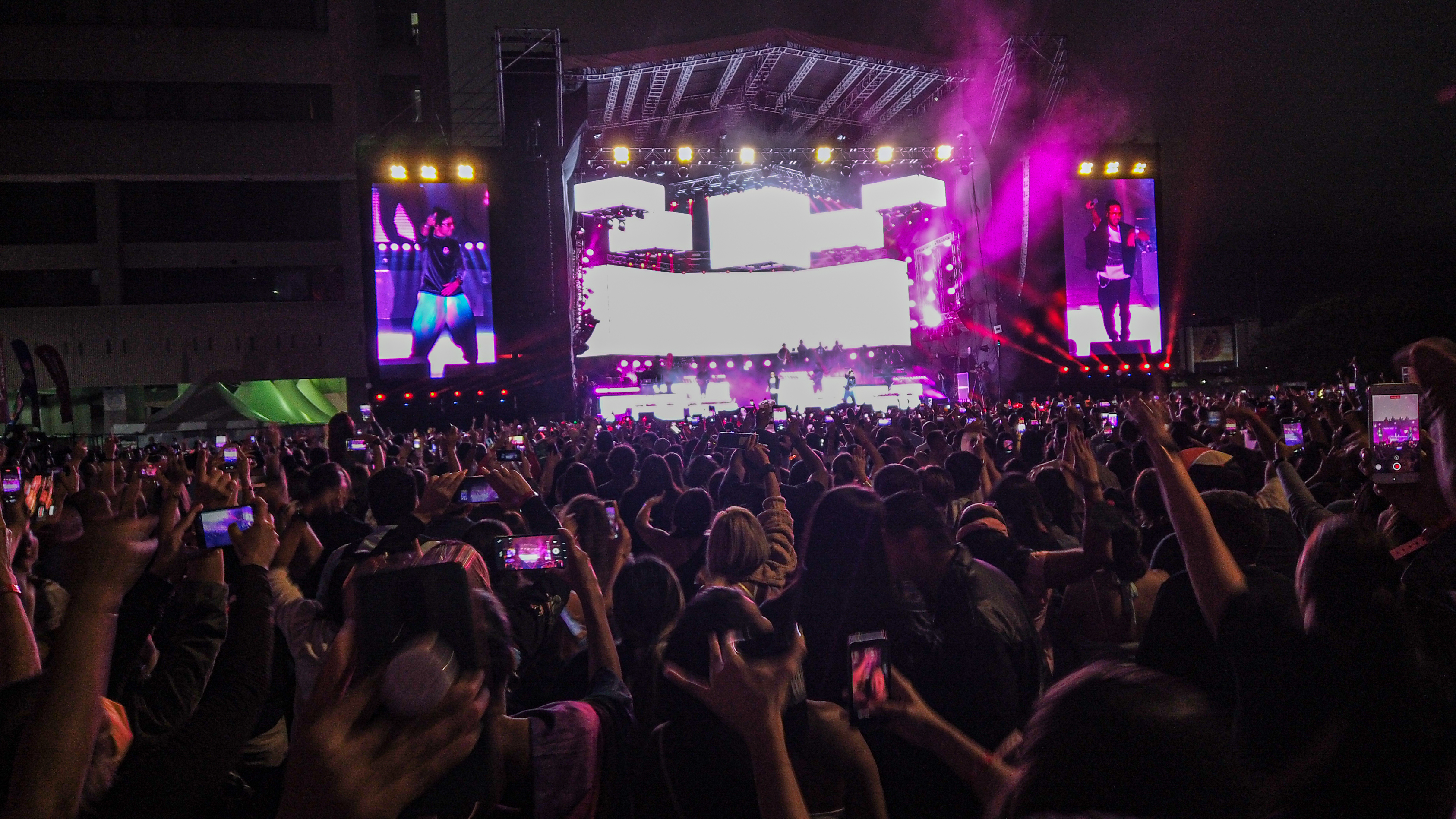 Con un show histórico: Servando y Florentino iniciaron su tour “En Tu Ciudad”, reencontrándose con el público caraqueño