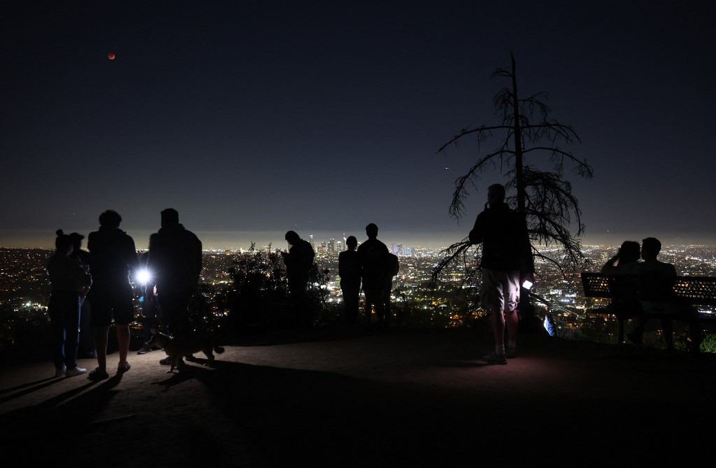 En imágenes: Así se vivió el eclipse de Luna que arropó a toda Sudamérica