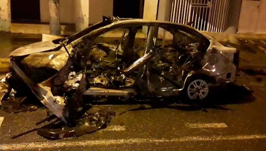 Imágenes: Carros bomba explotaron bajo pleno estado de excepción en Ecuador