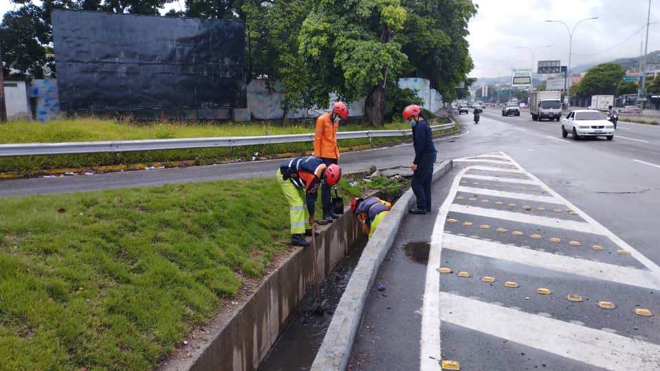 PC Sucre realiza labores preventivas para evitar anegaciones ante el paso del Ciclón DOS (fotos)