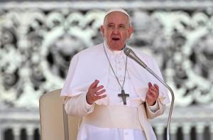 El papa Francisco asegura que el mundo “no necesita una paz basada en equilibrio de armamentos ni el miedo”