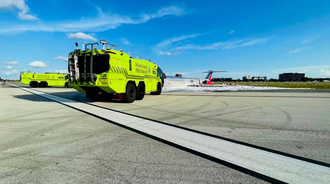 Contabilizaron al menos tres heridos tras aterrizaje de emergencia de avión en Miami