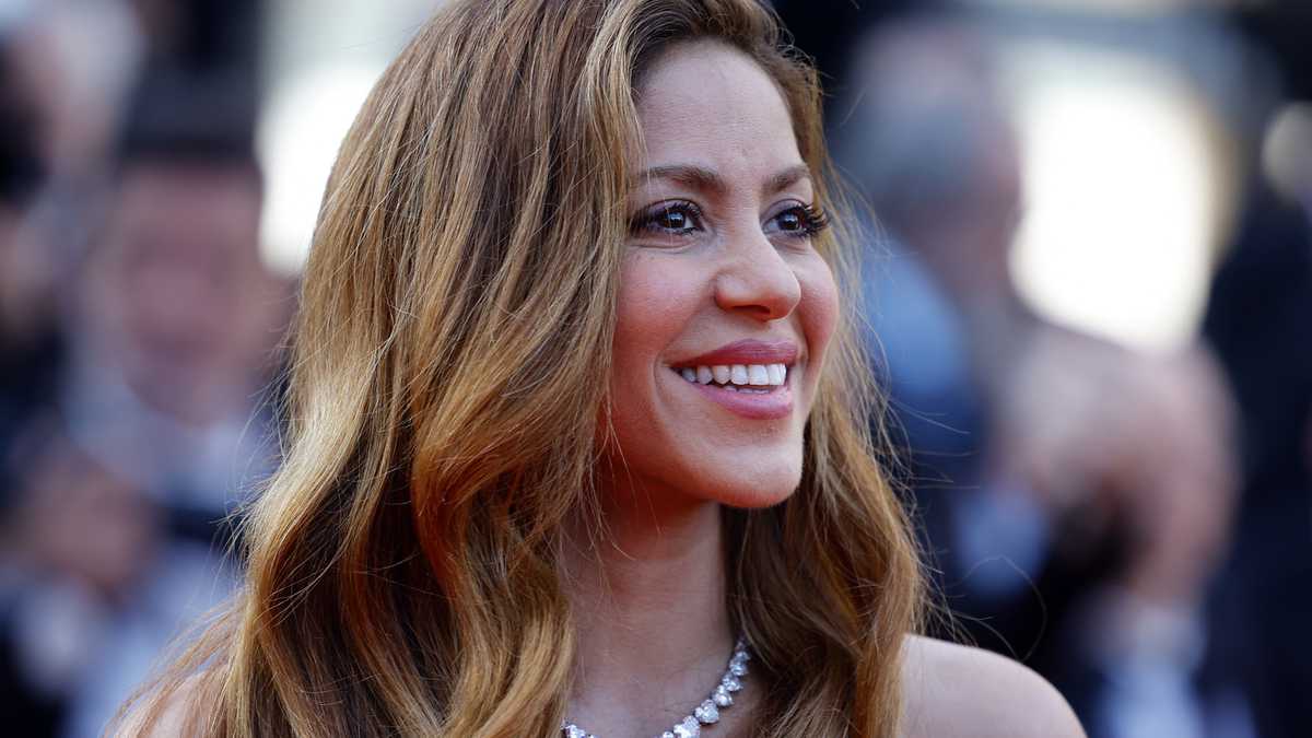 Shakira enciende las redes sociales al enseñar cómo se baila “Monotonía” (VIDEO)