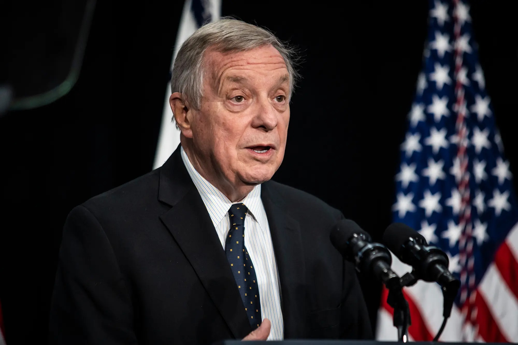 Senador Dick Durbin presentó proyecto de ley para poner fin al comercio petrolero con Venezuela