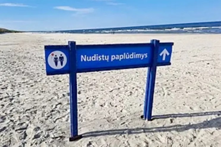 Mató a tiros a un exhibicionista que se masturbaba delante de una mujer en playa nudista