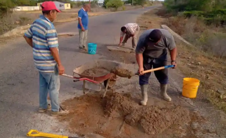 Maduro dijo que “Falcón le da tres patadas a Miami”… y los falconianos “pasando ronchas” con cortes eléctricos