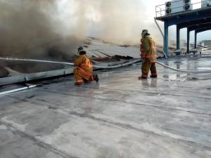Incendio dejó pérdidas en el área de producción de una empresa de embutidos en Maracay