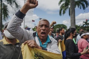 Trabajadores venezolanos se alzan contra el chavismo en las calles este #11Ago (Imágenes)