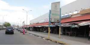 Alza del dólar paralelo genera pánico entre comerciantes y consumidores en Maracaibo