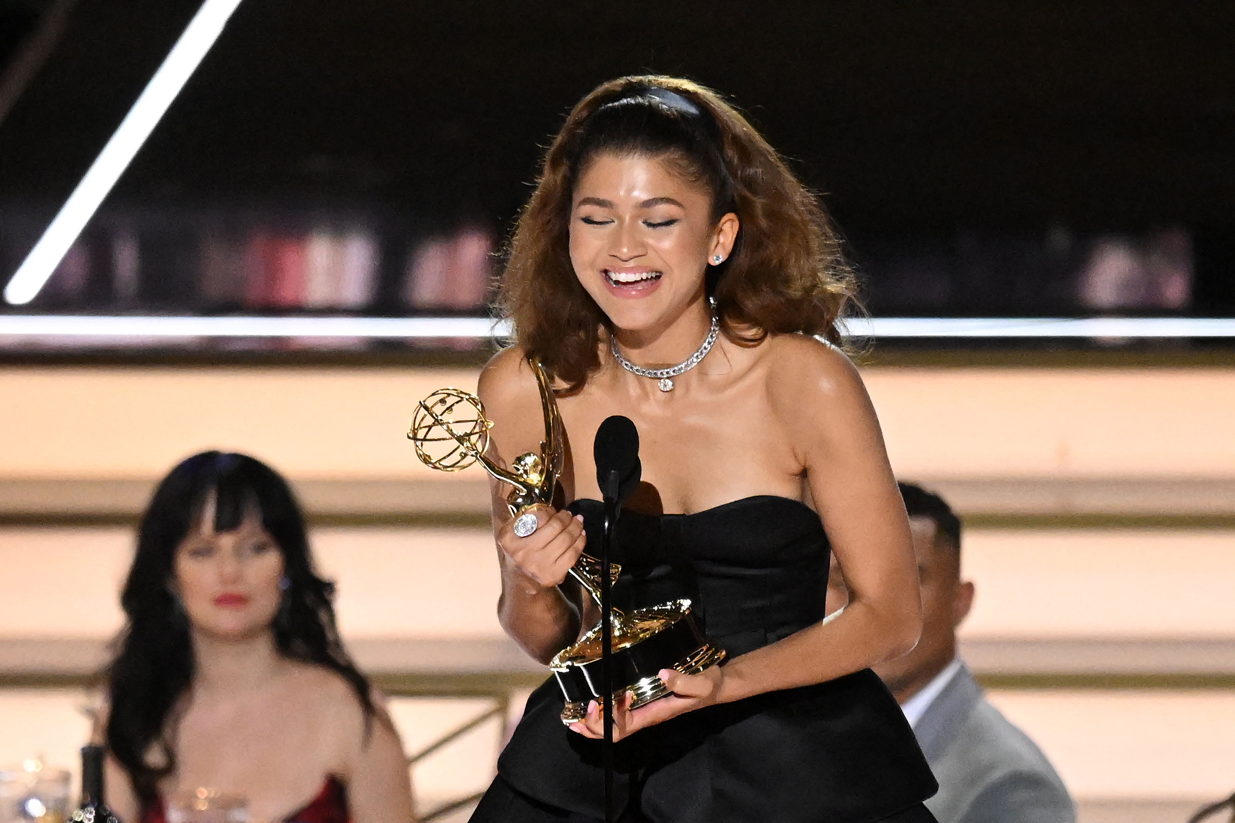 ¡Bravo! Zendaya se alzó con el Emmy a mejor actriz dramática por “Euphoria”