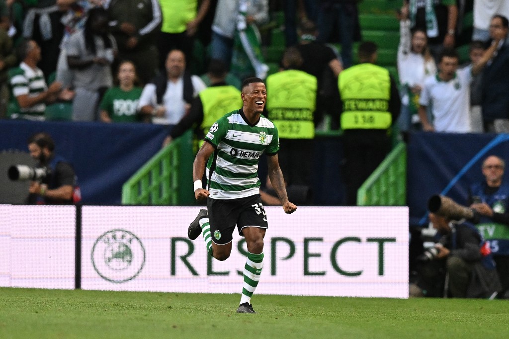 Sporting sorprendió a Tottenham en el tiempo de descuento