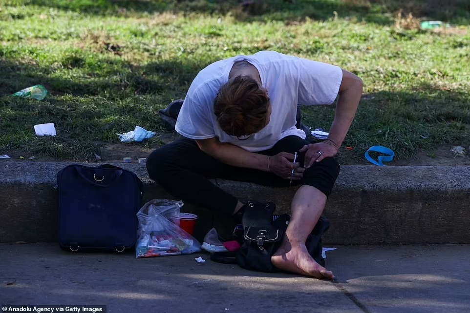 La aterradora “droga carnívora” que acecha sin piedad las calles de Estados Unidos