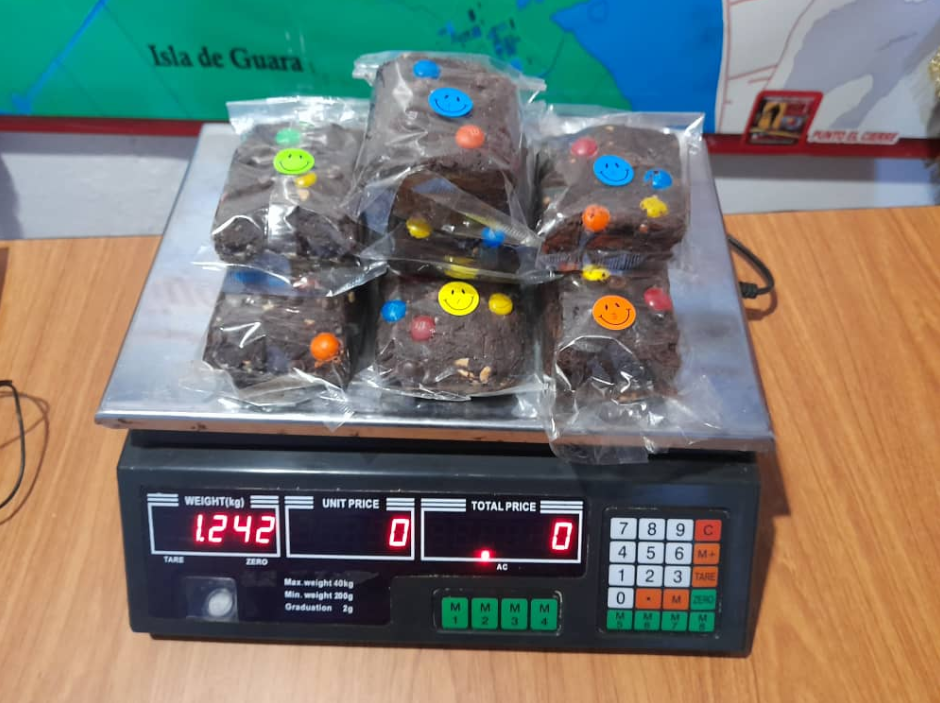 Conas les puso los ganchos por vender “brownies mágicos” en redes sociales