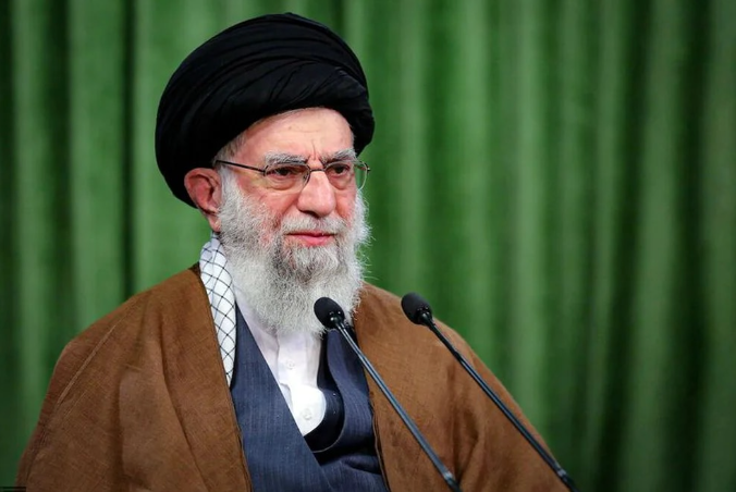 Alí Khamenei canceló sus apariciones públicas por un grave problema de salud