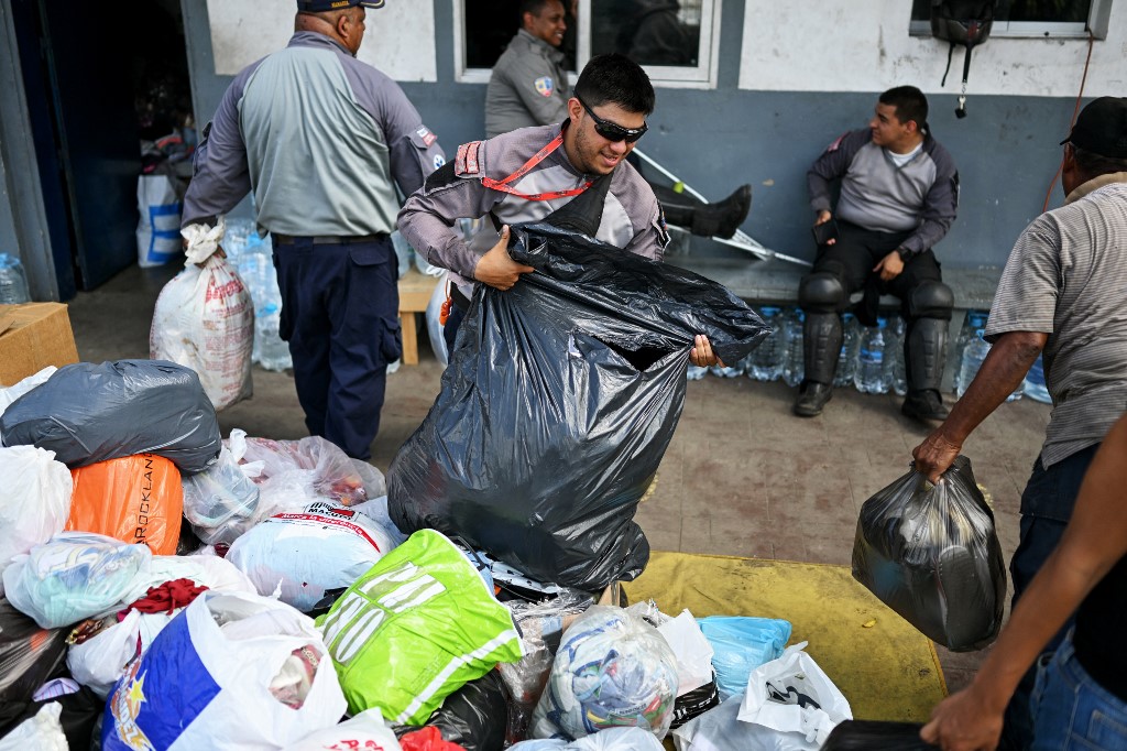 Refugios tras el deslave en Las Tejerías, entre desesperanza e incertidumbre