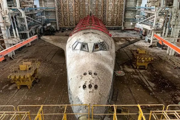 Así es la nave espacial soviética descubierta por un explorador (FOTOS)