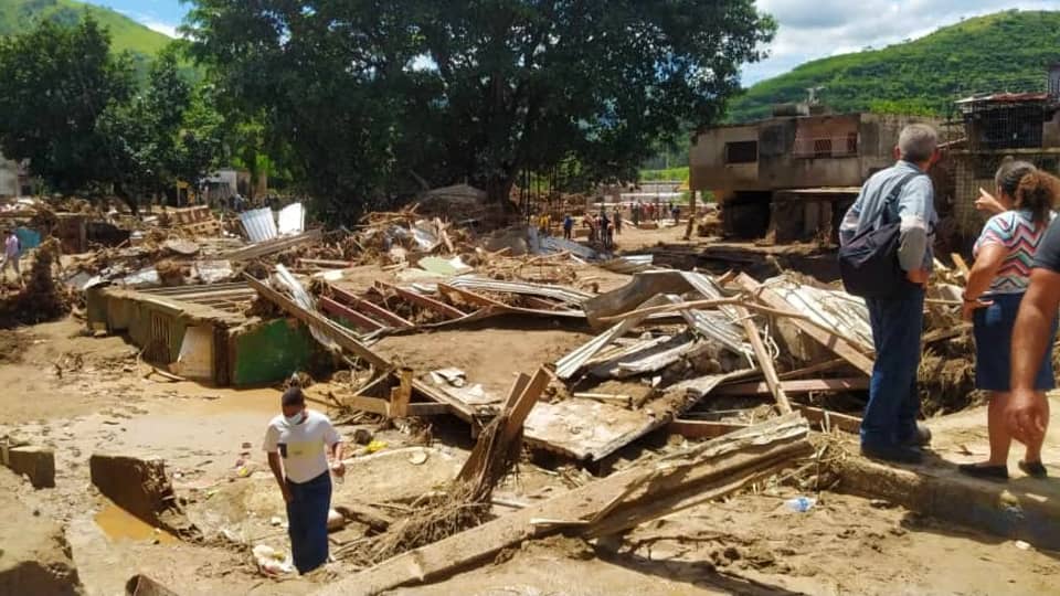 UNT ratificó su apoyo a las víctimas por las lluvias en toda Venezuela (FOTOS)